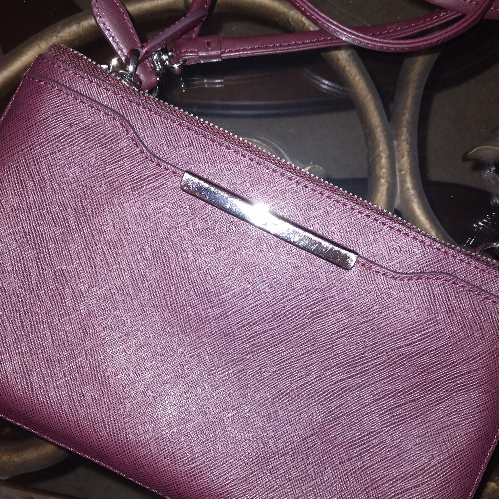 🔇 Sale $90 TUMI Gallery Crossbody - Picture 5 of 16